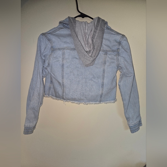 Cat & Jack Light Blue Jean Jacket For Girls Size M(8) - Picture 2 of 5